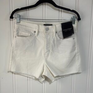 NWT Banana Republic High Rise 3” White Jean Shorts size 28